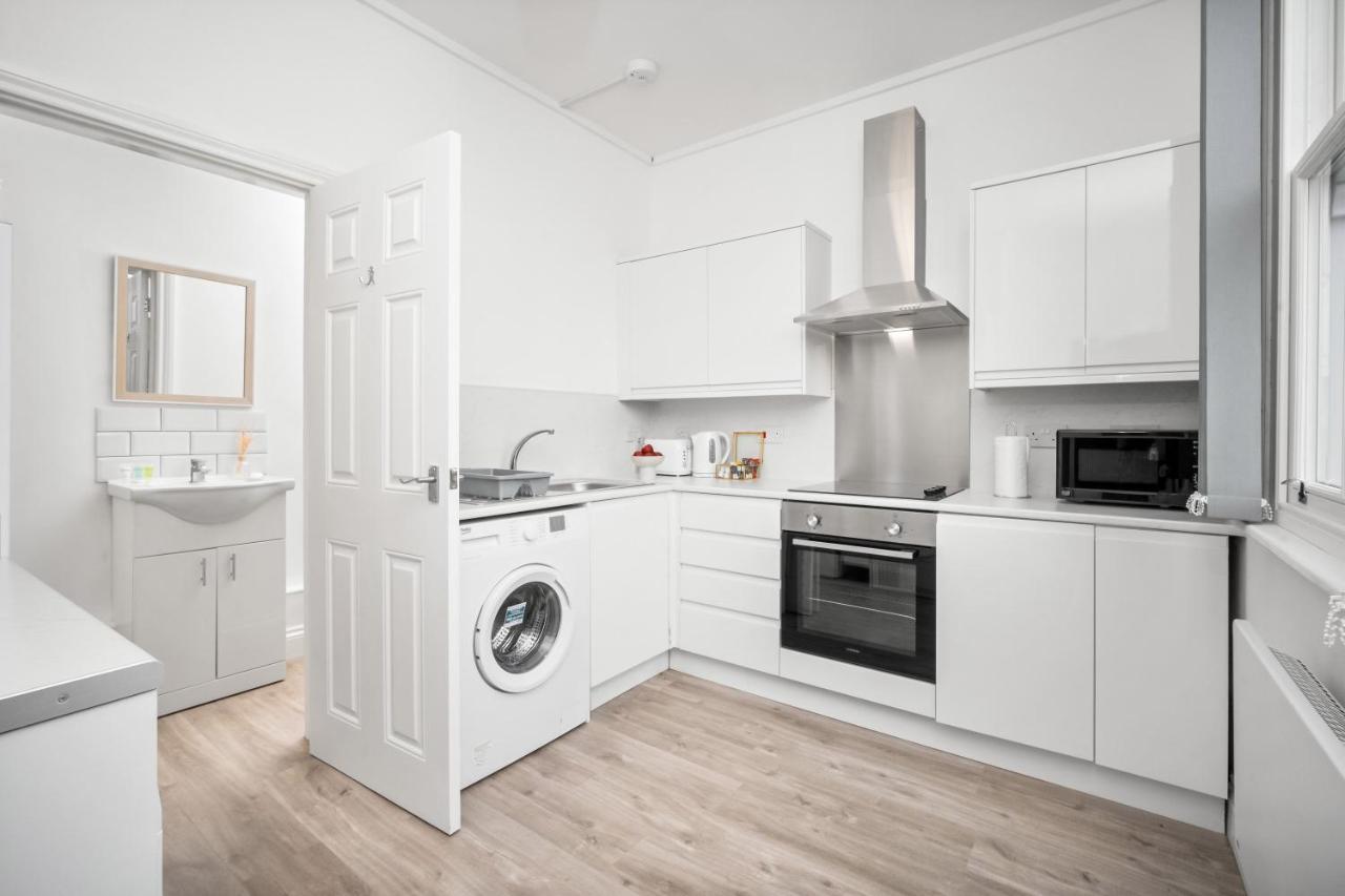 Beautiful Waterside Apartment - Parking - Perry Barr - Top Rated Birmingham Exterior foto